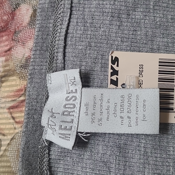 Grey Ribbed Dress - Picture 6 of 6